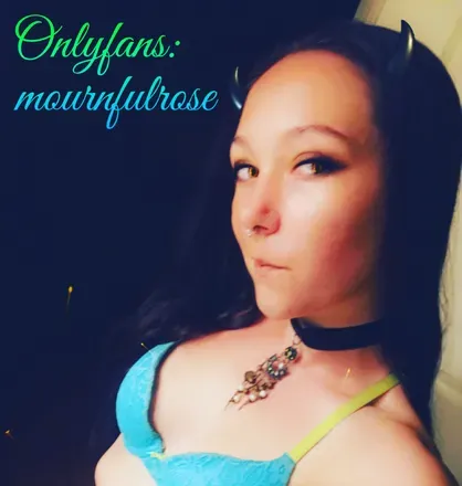 OnlyFans account  scarletrose0207 avatar 1