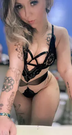 OnlyFans cuenta ivory_rose avatar 1