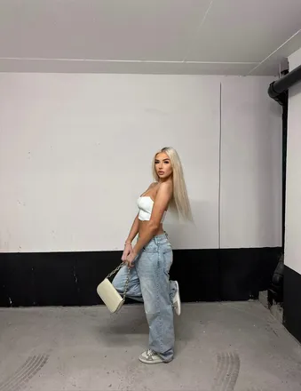 OnlyFans cuenta katiecole header 2