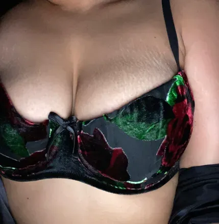 OnlyFans cuenta curlycutestoner avatar 1