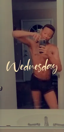 OnlyFans cuenta goldenprinccee header 2