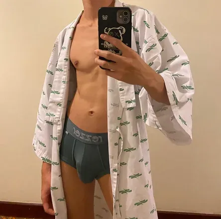 OnlyFans account  huskielovol avatar 1
