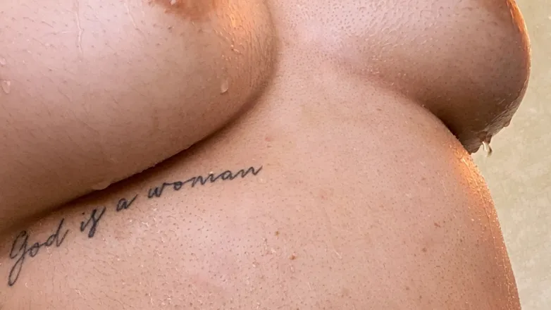 OnlyFans cuenta aussie_filipina header 2