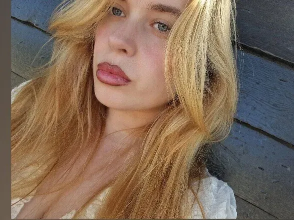 OnlyFans of thelittlehelper