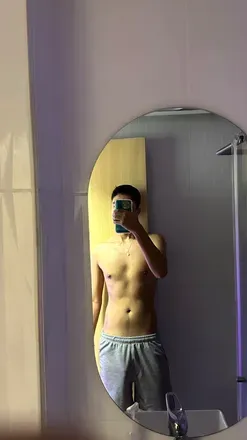 OnlyFans account  liam.rs header 2