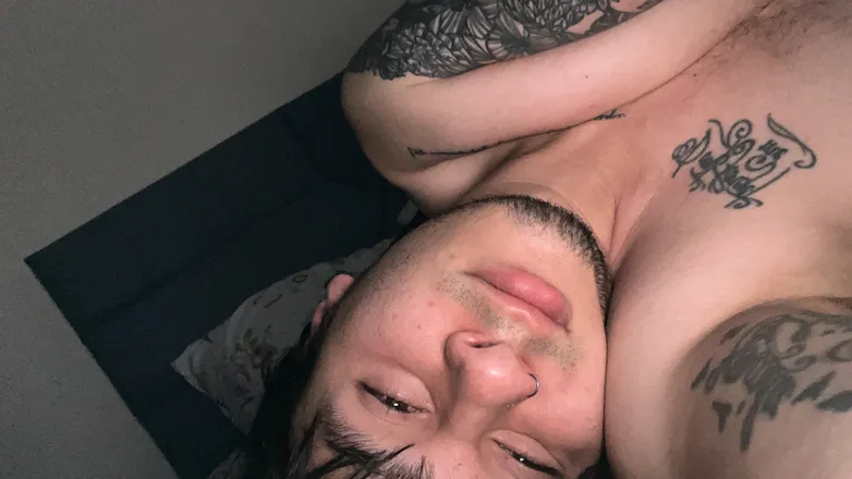 OnlyFans cuenta carloso8 header 2