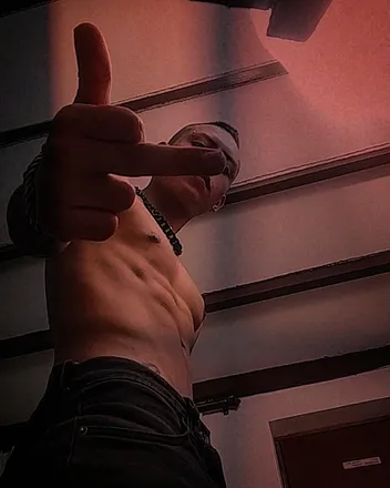 OnlyFans cuenta jhonnathangonzalez header 2