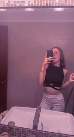 OnlyFans cuenta yummycora header 2
