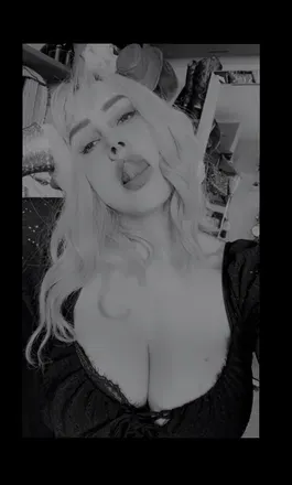 OnlyFans account  sofia.imperial avatar 1