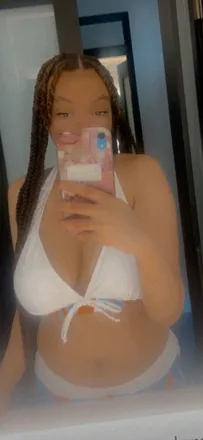 OnlyFans cuenta sexylareddbone header 2