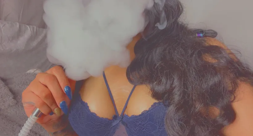 OnlyFans cuenta beautyndtheblunt header 2