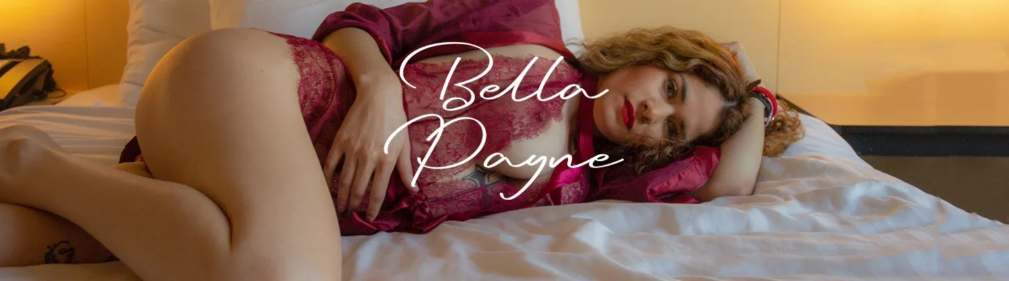 OnlyFans cuenta bellapayne header 2