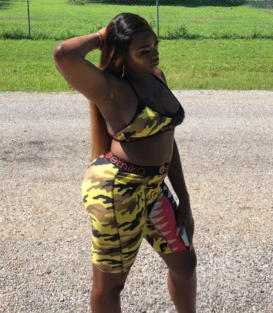 OnlyFans cuenta thickumsqweenie avatar 1