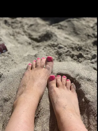 OnlyFans cuenta alies_feet header 2