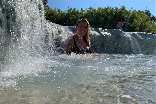 OnlyFans cuenta naughtynatyxx header 2