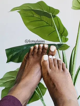 OnlyFans cuenta footsydaisies header 2