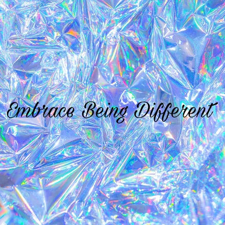 OnlyFans cuenta embracebeingdifferent header 2