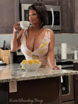 OnlyFans cuenta cmarie avatar 1