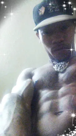 OnlyFans cuenta johnnboydadon1 avatar 1
