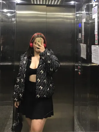 OnlyFans account  girlinthesky header 2