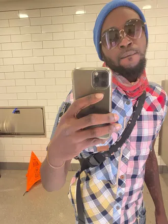 OnlyFans cuenta mr.black_man header 2
