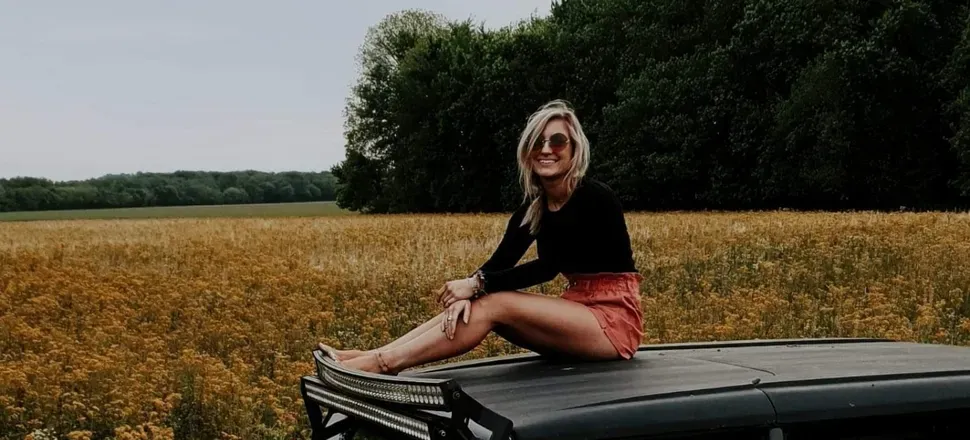 OnlyFans account  southernwranglergirl header 2