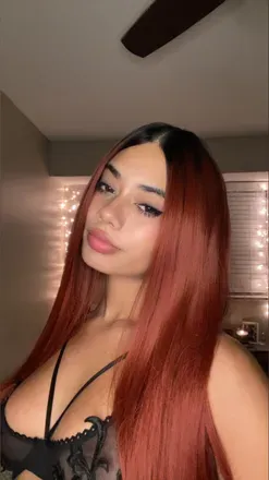 OnlyFans cuenta kyraskisses avatar 1