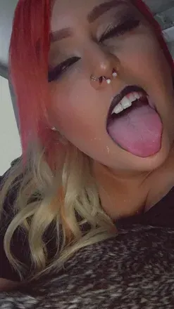 OnlyFans account  mic0199 avatar 1