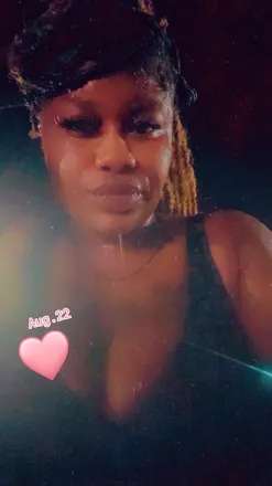 OnlyFans account  leeleec header 2