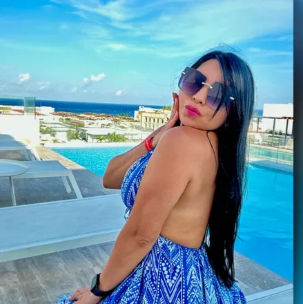 OnlyFans cuenta steffy_valmonth header 2