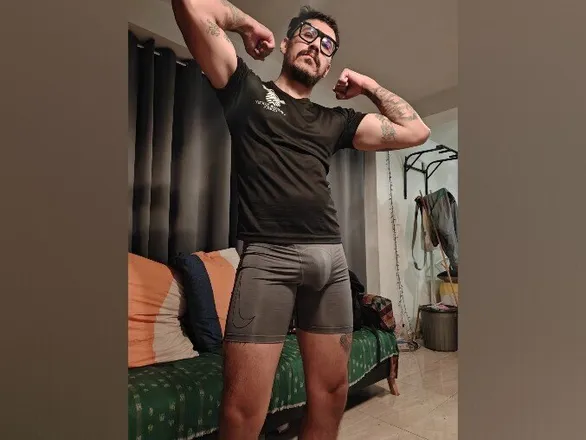 OnlyFans account  iturbeivan header 2