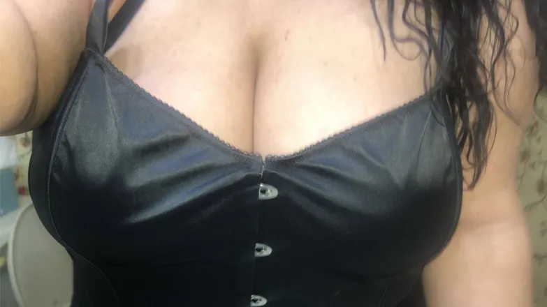 OnlyFans cuenta annameowxoxo header 2