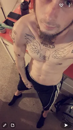 OnlyFans account  lilron69 header 2