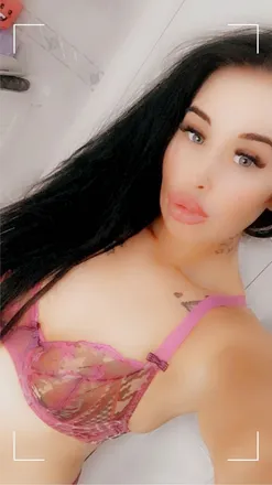 OnlyFans cuenta eme2121 header 2
