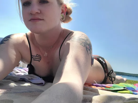 OnlyFans cuenta peach_possum header 2