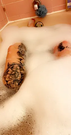 OnlyFans cuenta tattooedvixin header 2