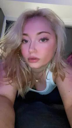 OnlyFans cuenta spicyticey header 2