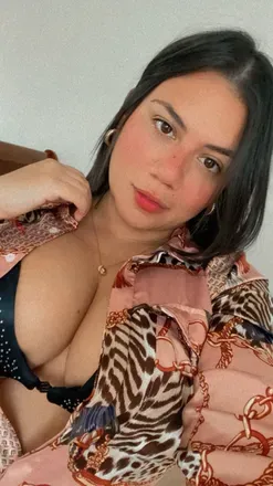 OnlyFans account  karind avatar 1