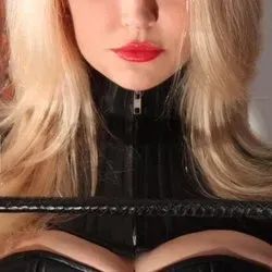 OnlyFans cuenta mistresseleise avatar 1