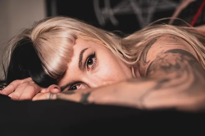 OnlyFans cuenta rinnabin header 2
