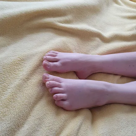 OnlyFans cuenta those.toesuk header 2