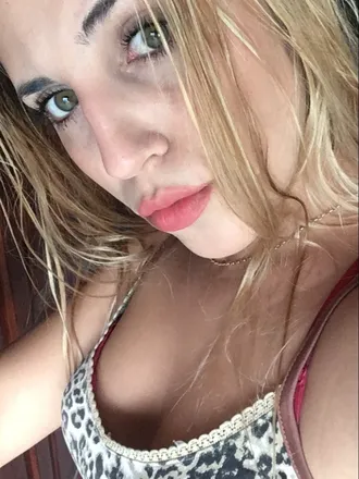 OnlyFans cuenta u224826919 header 2