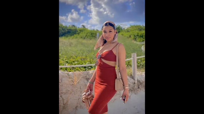OnlyFans cuenta karlabaybeexxx header 2