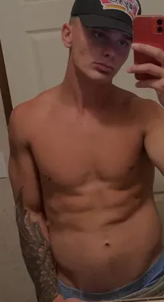 OnlyFans account  prettyboykyle avatar 1