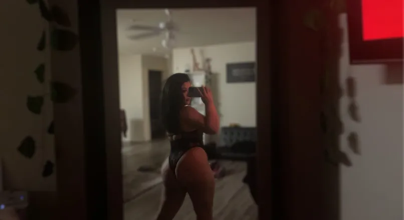 OnlyFans cuenta sumqueen.55 header 2