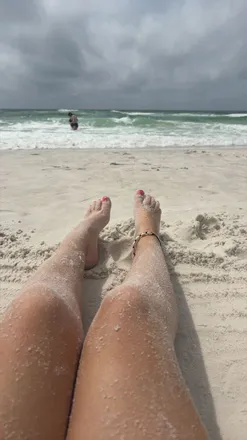OnlyFans cuenta barefootbaddie01 header 2