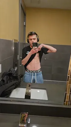 OnlyFans account  denvertwunk avatar 1