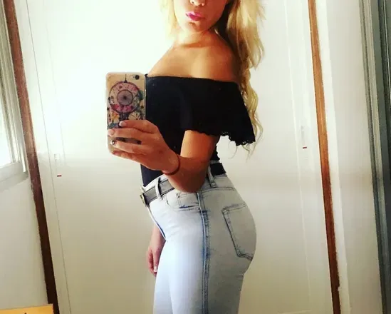 OnlyFans cuenta anazaydavid94 avatar 1