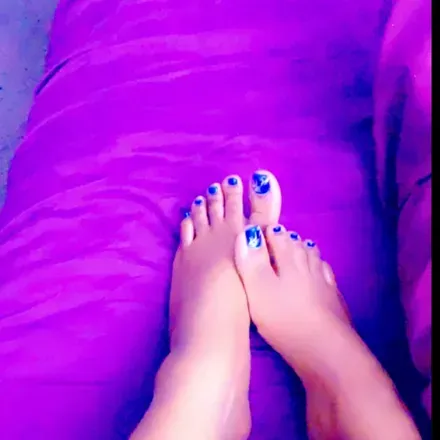 OnlyFans cuenta queenpurefeet header 2