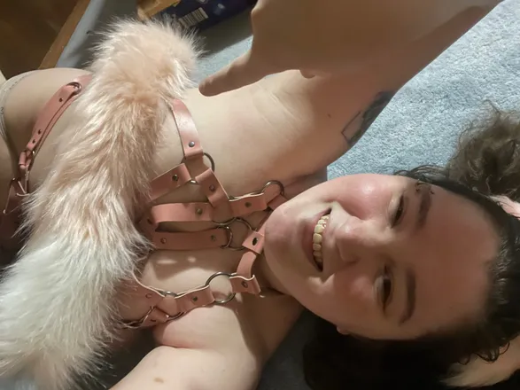 OnlyFans cuenta kittenwine header 2